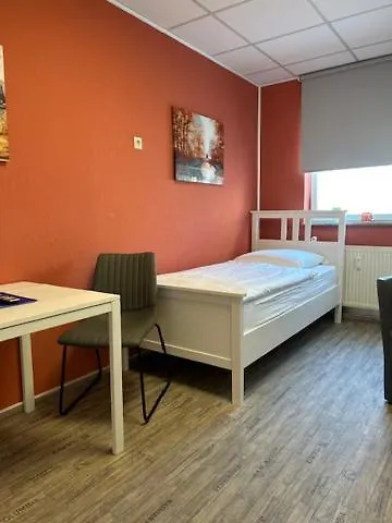 Apartamento Hostel Apartment *